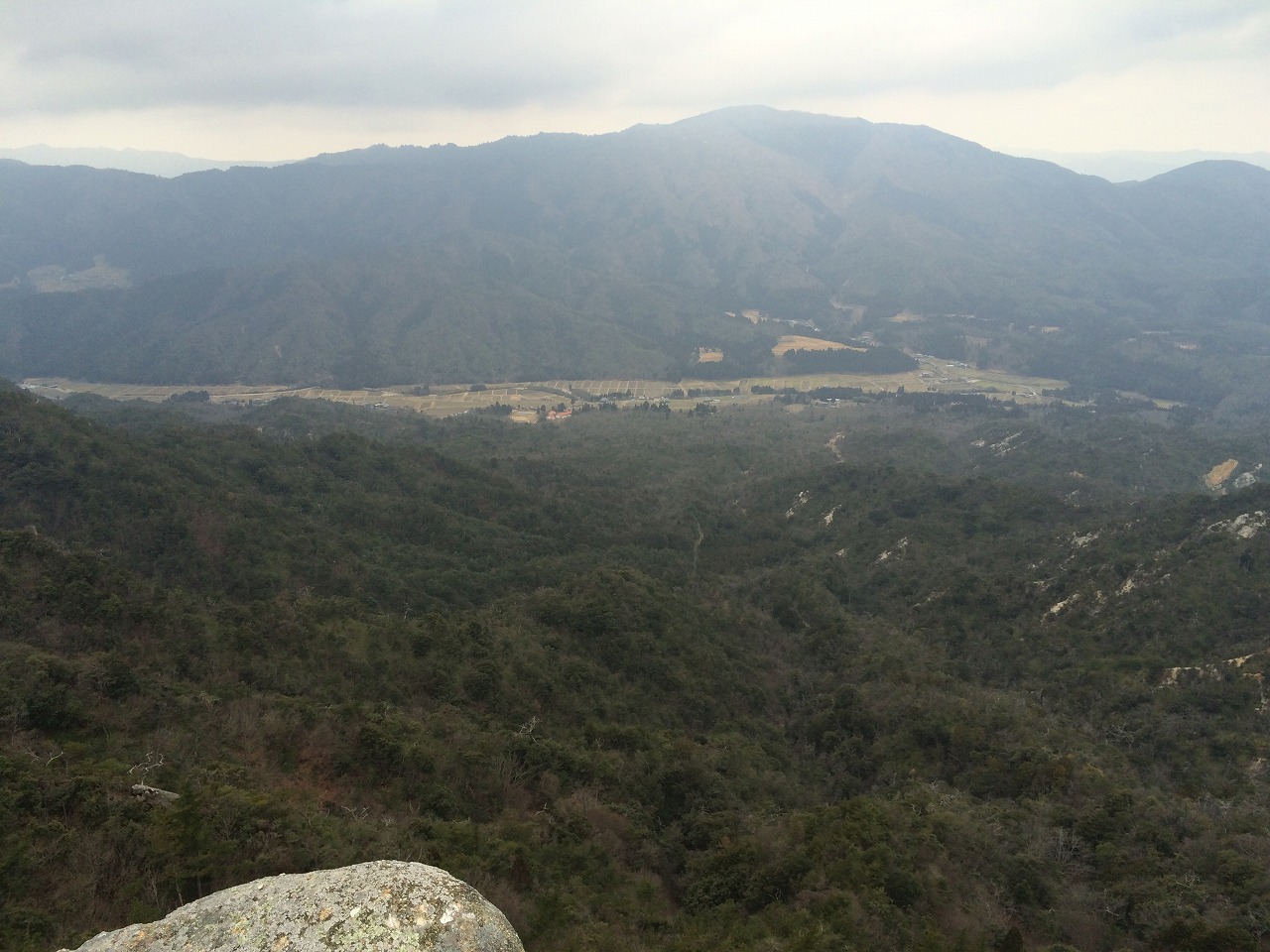 オーム岩から蛇谷ヶ峰方面