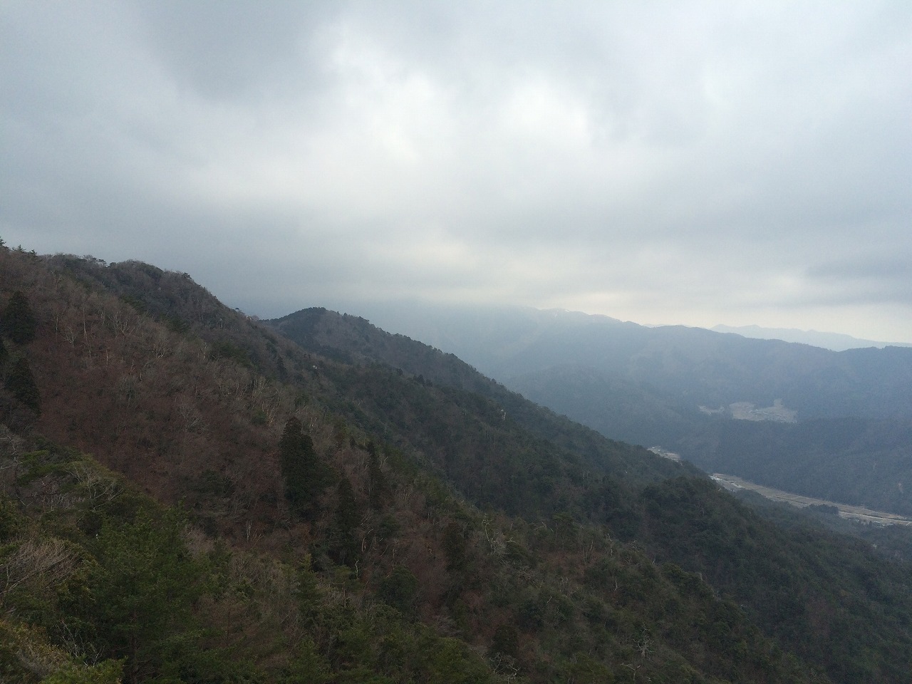 オーム岩から釣瓶岳、武奈ヶ岳方面