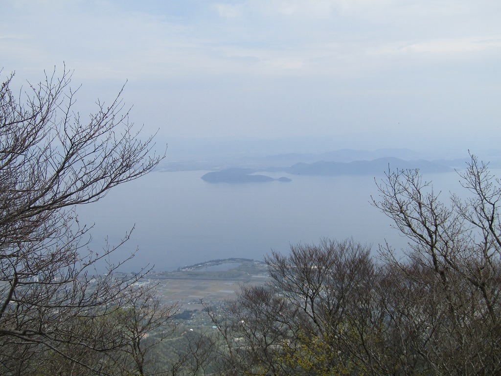 堂満岳山頂からの眺め、近江舞子方向