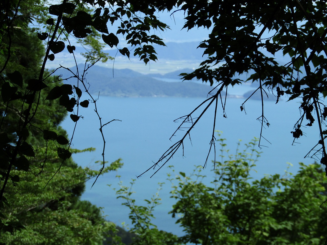 神爾谷上部から琵琶湖